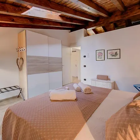 Il Borgo Lavanda And Ulivo Apartment *